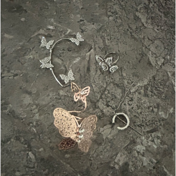 Butterfly Jewelry Set - Picture 2 of 3